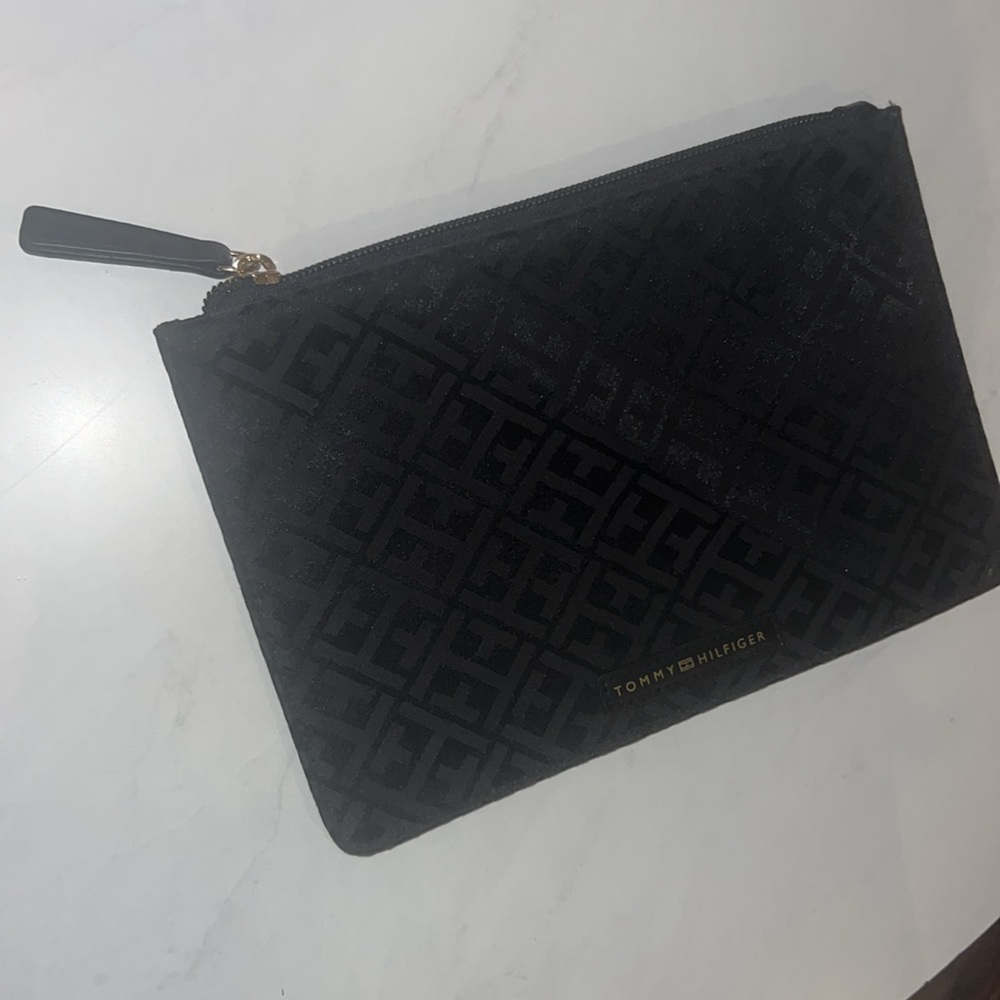 Tommy Hilfiger black clutch pocket bag purse slim gold metal zipper bag 9” x 6” - Picture 3 of 11